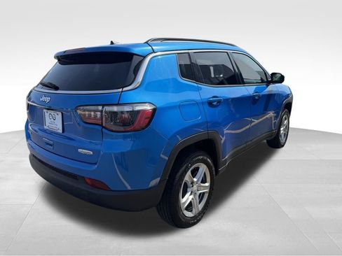 Used 2024 Jeep Compass Latitude image 7