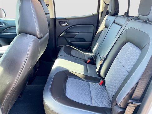 Used 2022 Chevrolet Colorado Z71 w/ LPO, Tonneau and Step Package image 24