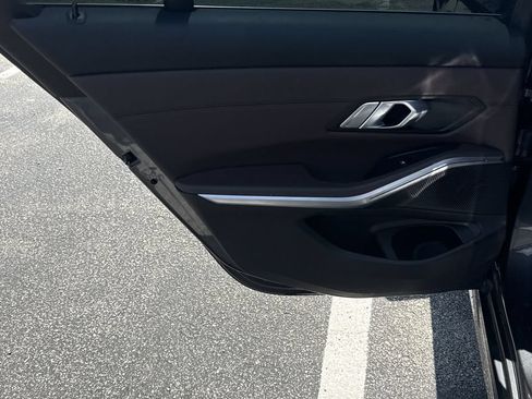 Used 2020 BMW 330i Sedan RWD image 23