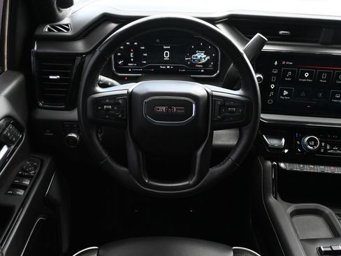 Used 2025 GMC Sierra 2500 AT4X AWD/4WD image 7