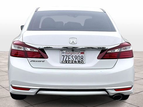 Used 2017 Honda Accord LX image 7