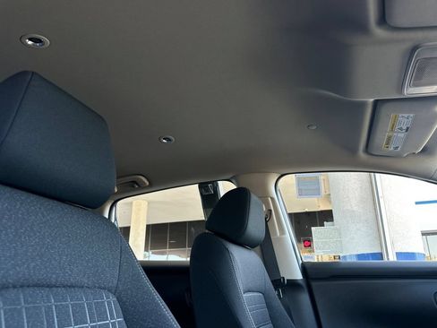 Certified 2025 Honda HR-V LX image 18