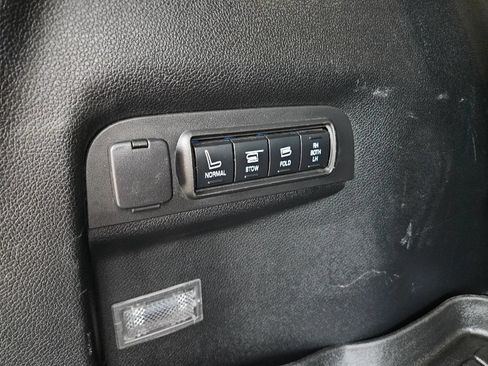 Used 2019 Ford Explorer Sport w/ Equipment Group 401A AWD/4WD image 20