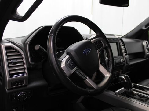 Used 2019 Ford F150 Platinum w/ Equipment Group 701A Luxury AWD/4WD image 12