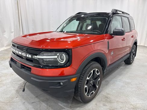 Used 2024 Ford Bronco Sport Outer Banks w/ Tech Package AWD/4WD image 1