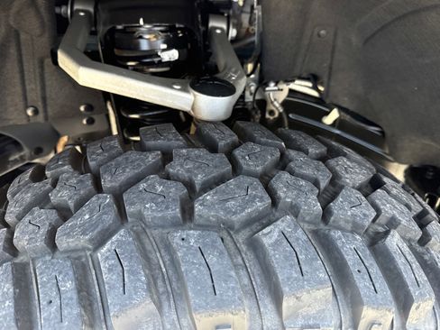Used 2021 Ford Bronco Black Diamond AWD/4WD image 10