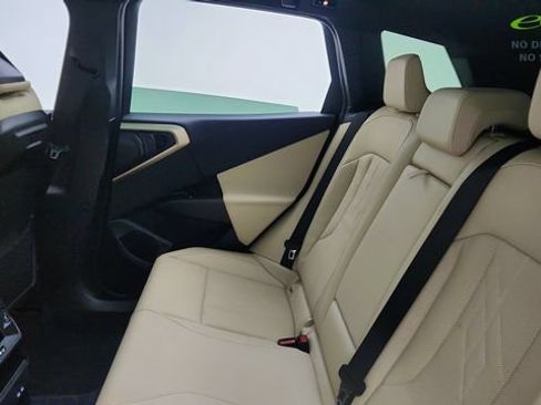 Used 2025 BMW X3 xDrive30i w/ Premium Package AWD/4WD image 41