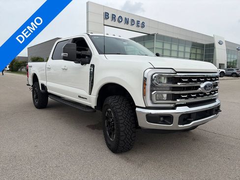 Used 2026 Ford F250 Lariat w/ Tremor Off-Road Package AWD/4WD image 1