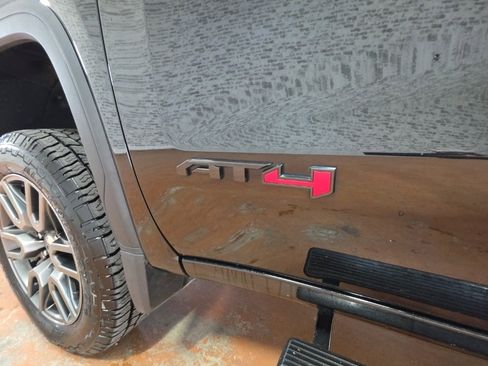 Used 2021 GMC Sierra 1500 AT4 w/ AT4 Value Package image 26
