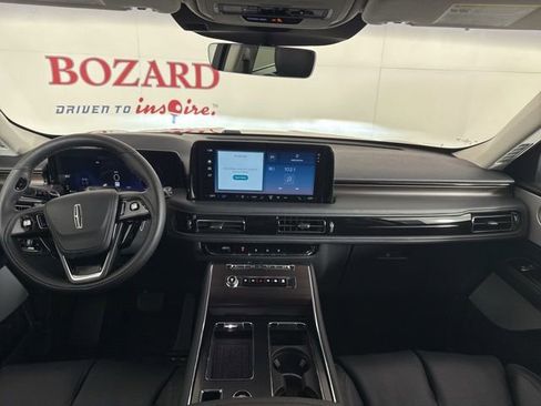 New 2025 Lincoln Aviator Reserve w/ Equipment Group 201A image 9