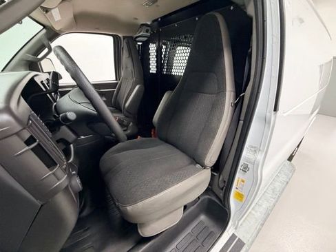 Certified 2024 Chevrolet Express 2500 w/ Driver Convenience Package image 9