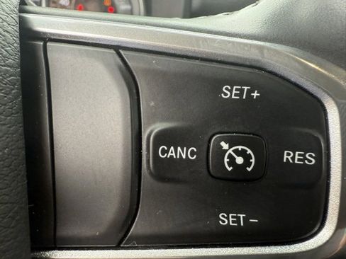 Used 2022 RAM 1500 Laramie image 15