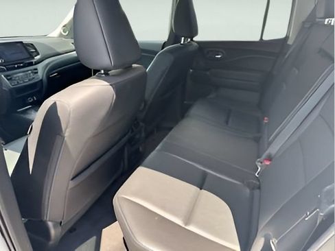 Used 2021 Honda Ridgeline RTL-E image 23