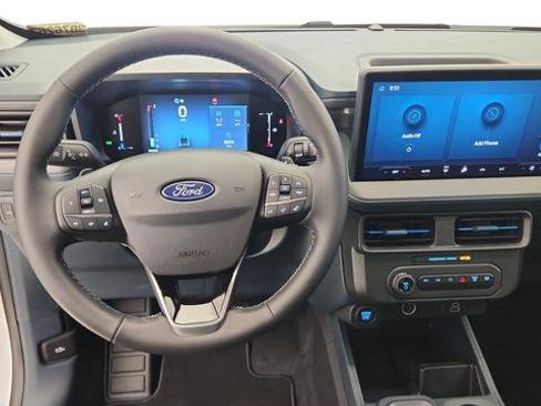 New 2025 Ford Maverick Lobo image 13