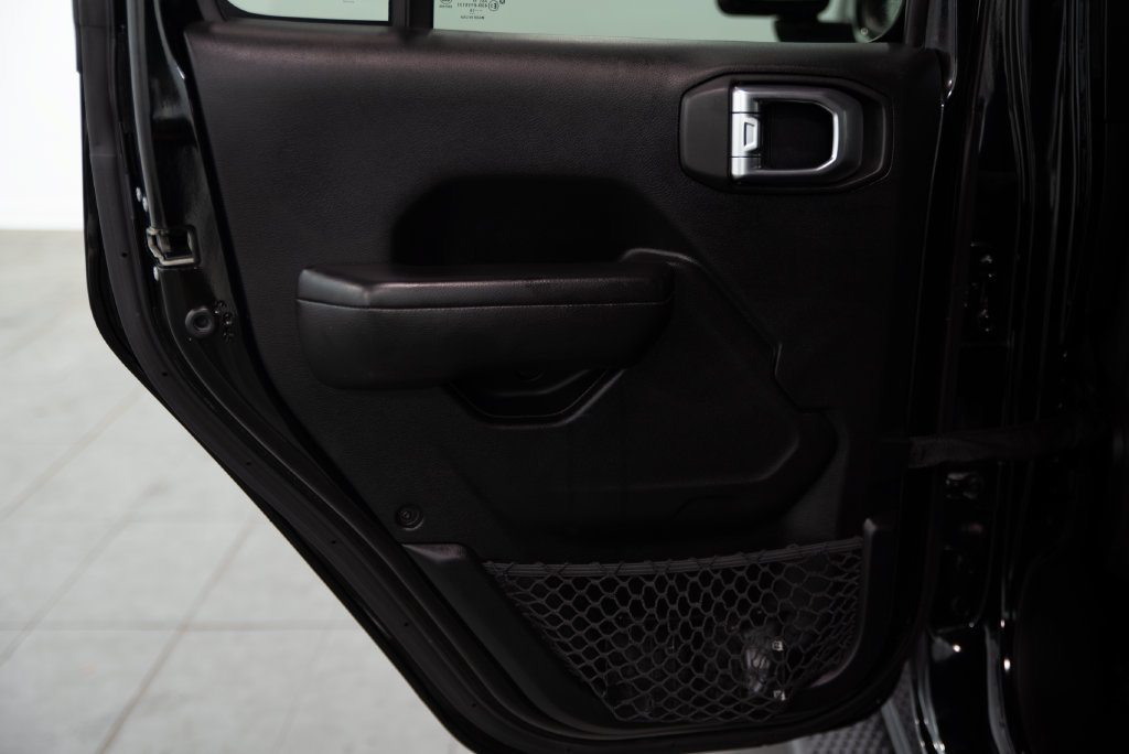 Used 2019 Jeep Wrangler Unlimited Sport S AWD/4WD image 10