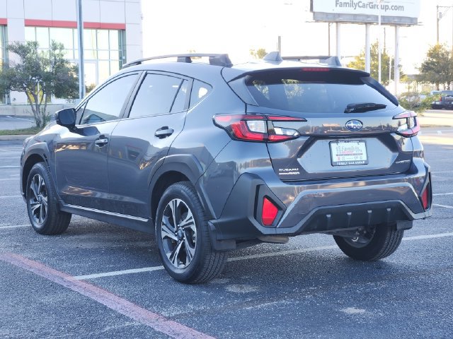 Used 2025 Subaru Crosstrek 2.5i Premium AWD/4WD image 3