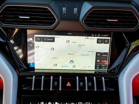 Used 2021 Lamborghini Urus image 31