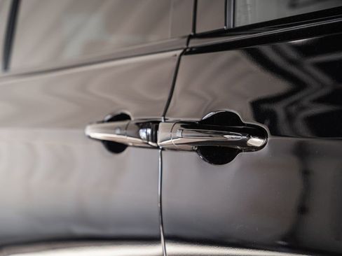 New 2026 Chrysler Pacifica Limited image 15