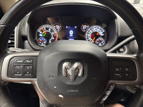 Used 2020 RAM 2500 Tradesman w/ Chrome Appearance Group image 11