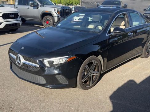 Used 2020 Mercedes-Benz A 220 4MATIC image 3