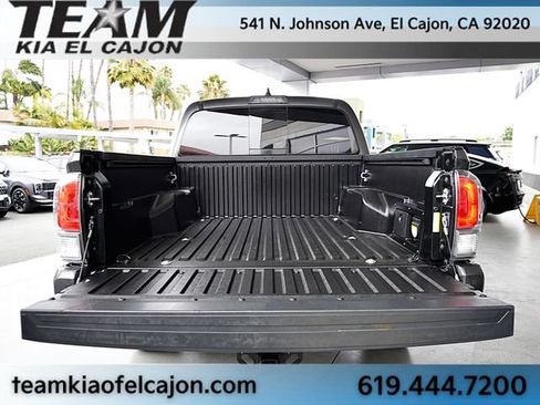 Used 2021 Toyota Tacoma TRD Sport w/ Technology Package RWD image 13