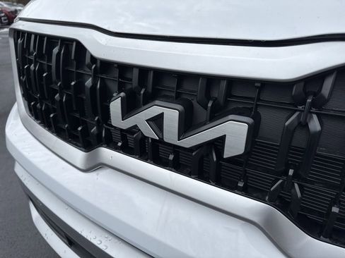 New 2025 Kia Telluride LX image 15