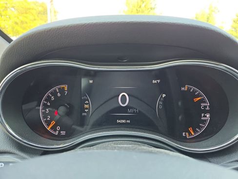 Used 2019 Jeep Grand Cherokee Altitude RWD image 31