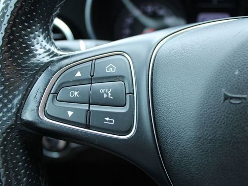 Used 2015 Mercedes-Benz C 300 4MATIC Sedan image 23