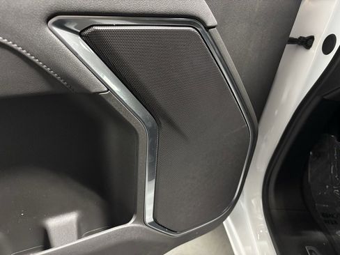 New 2025 GMC Sierra 2500 SLE w/ Preferred Package image 12