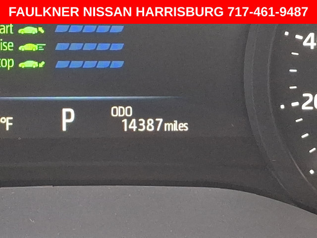 Used 2026 Toyota Sienna XLE FWD image 23