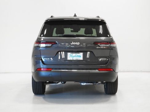 Used 2025 Jeep Grand Cherokee L Laredo w/ Luxury Tech Group I image 6