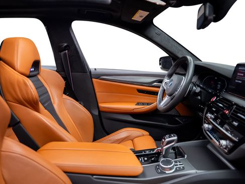Used 2021 BMW M5 w/ Competition Package image 2
