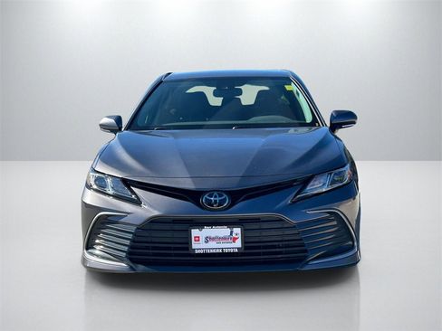 Used 2023 Toyota Camry LE image 2