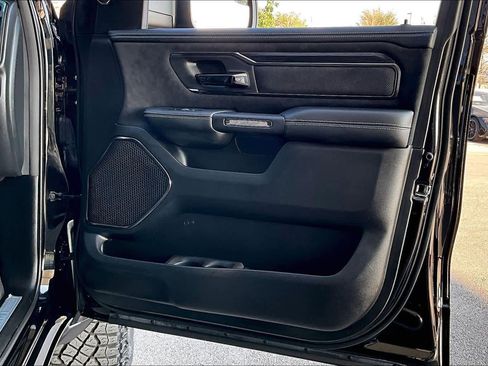 Used 2025 RAM 1500 RHO image 25