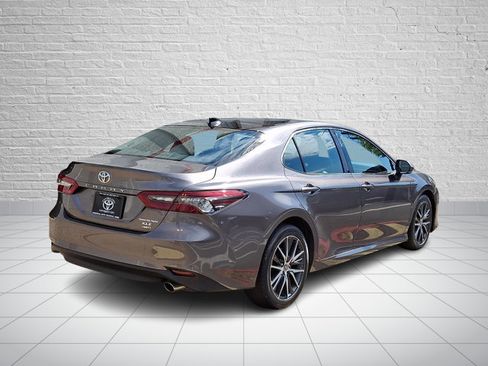 Used 2024 Toyota Camry XLE w/ Cold Weather Package AWD/4WD image 6