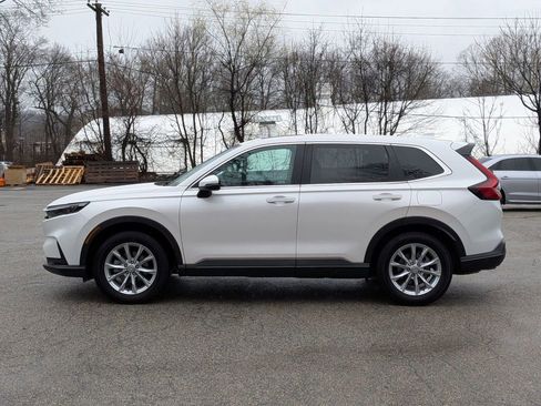 Used 2025 Honda CR-V EX image 7