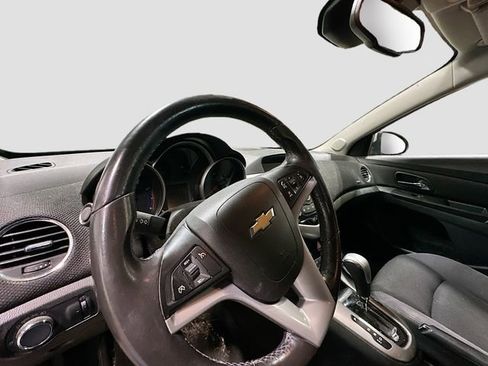 Used 2014 Chevrolet Cruze LT FWD image 9