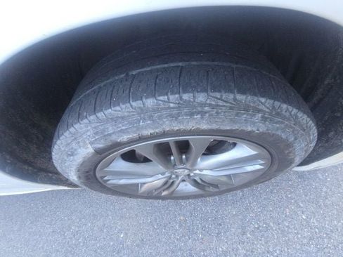 Used 2016 Toyota Camry SE image 18