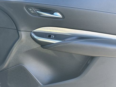 Used 2020 Cadillac XT4 Premium Luxury image 14