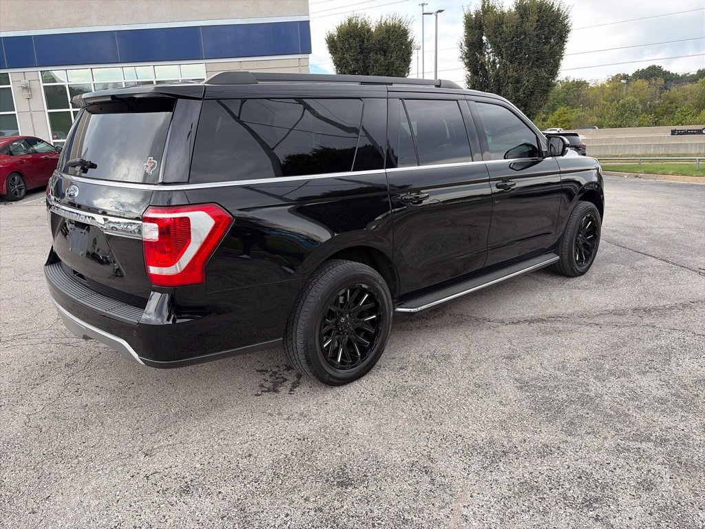Used 2019 Ford Expedition Max XLT w/ Equipment Group 202A AWD/4WD image 5