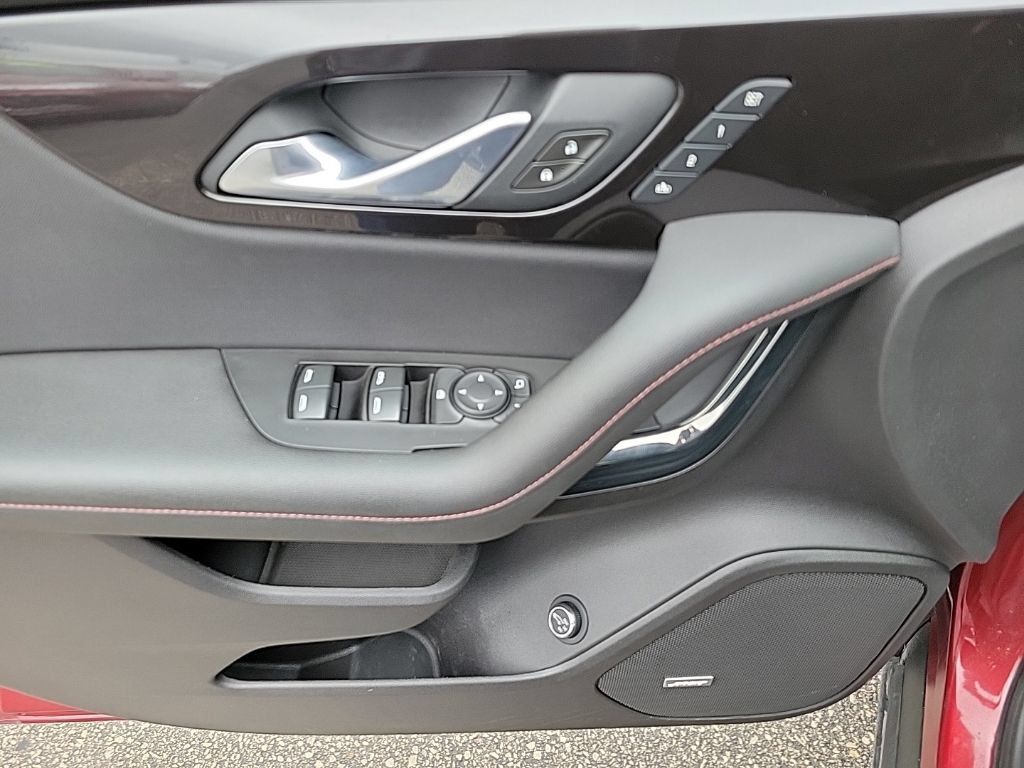 Used 2019 Chevrolet Blazer RS AWD/4WD image 11
