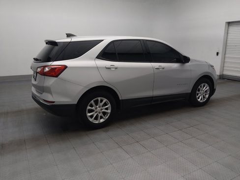 Used 2018 Chevrolet Equinox LS FWD image 10