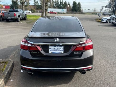 Used 2017 Honda Accord Sport Special Edition image 6