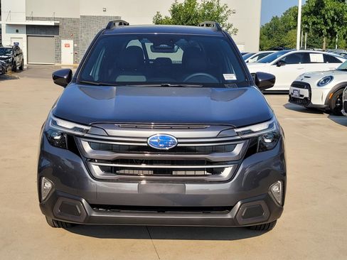 New 2025 Subaru Forester Limited w/ Popular Package #1 image 2