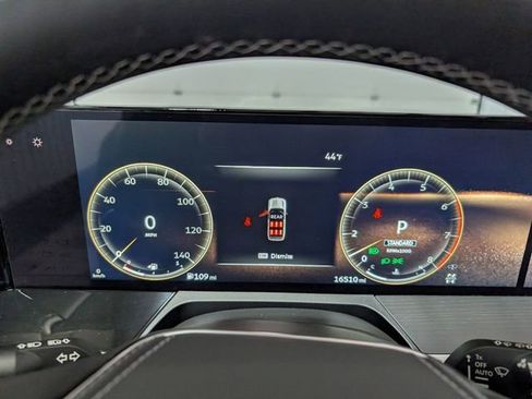 Used 2025 INFINITI QX80 Sensory AWD/4WD image 19