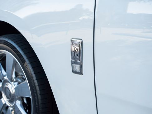 Certified 2021 Rolls-Royce Cullinan image 12