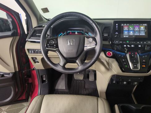 Certified 2024 Honda Odyssey Elite image 13