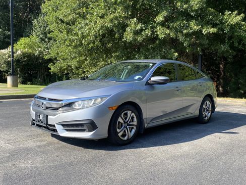 Used 2018 Honda Civic LX image 5