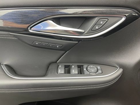 Used 2023 Buick Envision Essence AWD/4WD image 16