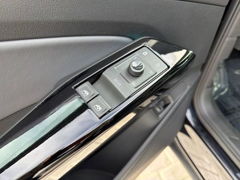 Certified 2023 Volkswagen ID.4 Pro S image 13